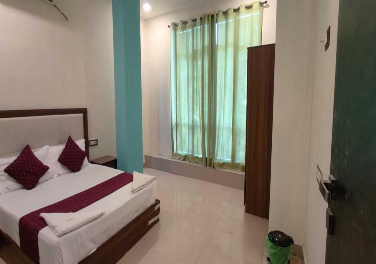 Hotel Blue Sky Residency Mumbai Exterior photo