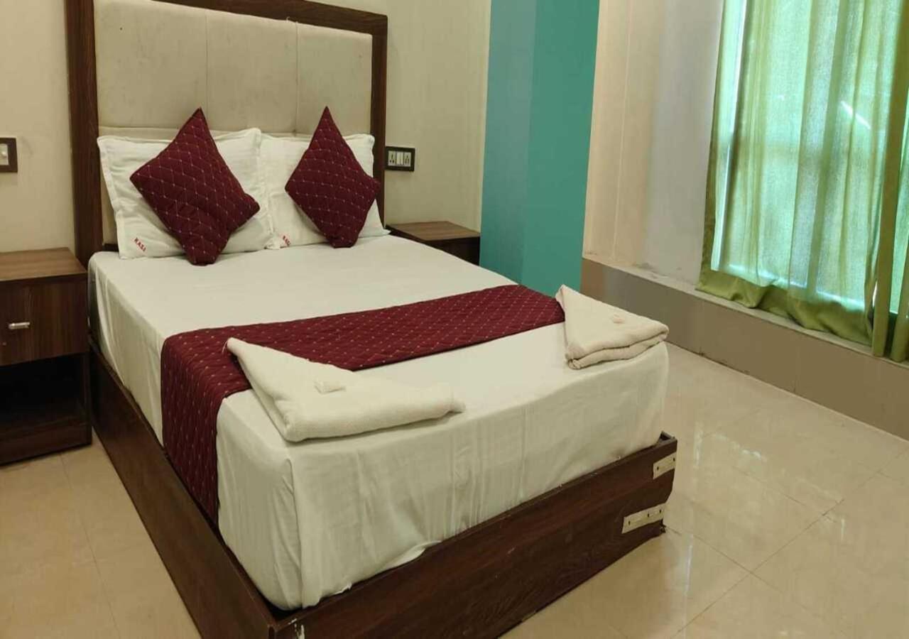 Hotel Blue Sky Residency Mumbai Exterior photo