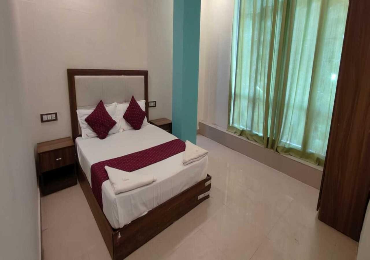 Hotel Blue Sky Residency Mumbai Exterior photo